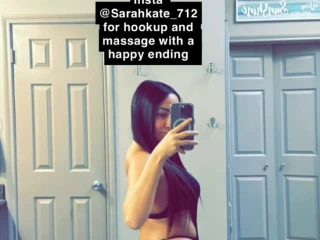 Hey daddy, wanna fuck? Hit me up now! Text:Instagram: Sarahkate_712 | Female Escorts in Charleston SC | [***] - 