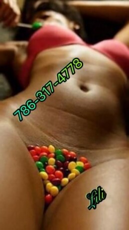 liliana-shemale-escort-in-miami-fl-786-317-4778-big-2